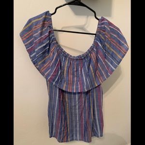 Off-the-shoulder top